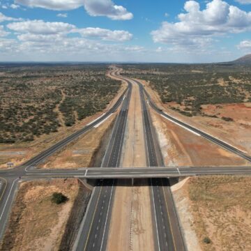 Airport freeway inaugurated