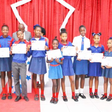 YOVERIPATE Ovahonggwa ngave tenge Ozomiṱiri-Onongo Tjivikua