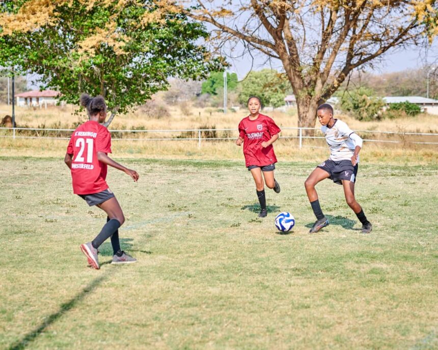 otjiwarongo 2 Otjiwarongo, Okakarara girls head to Zimbabwe