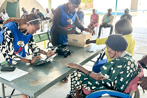 Omahogololo kololo …mOmusati ya panga uukuume nokakombo