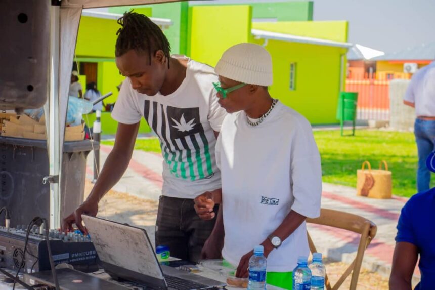 DJ Mashaba oshiima shakula pokudana eengalo