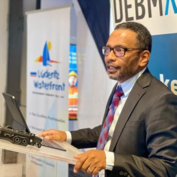 Diamonds2 De Beers pushes back against synthetic surge …on US offensive to reclaim natural diamond shine