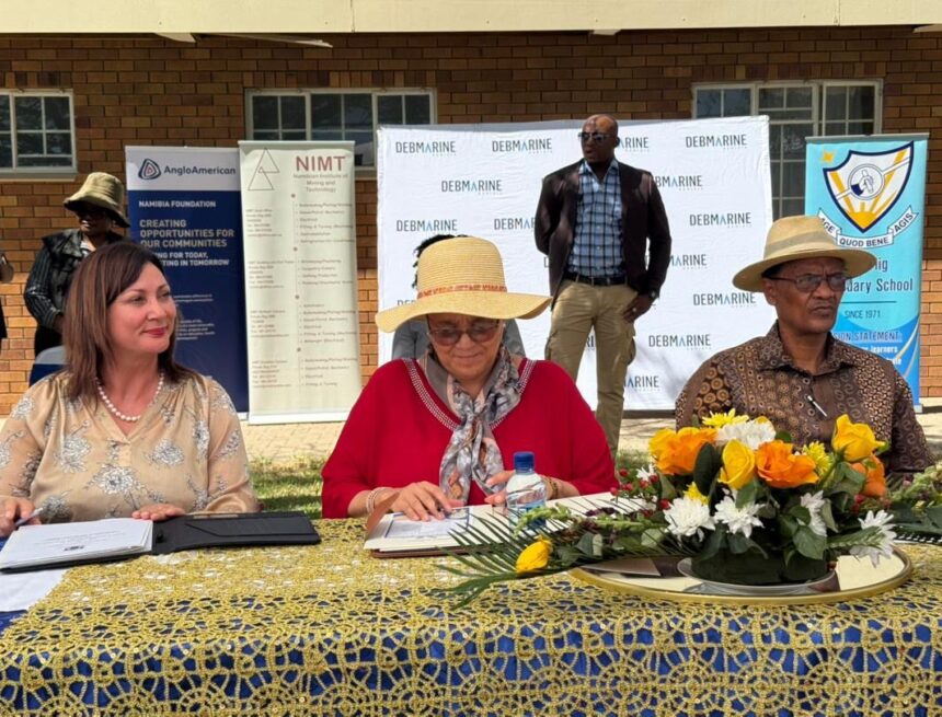 Education Kwato munona gomoNamibia navasilika erongo lyezuni-VP