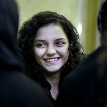 Hollywood actors, writers urge Egypt to free activist