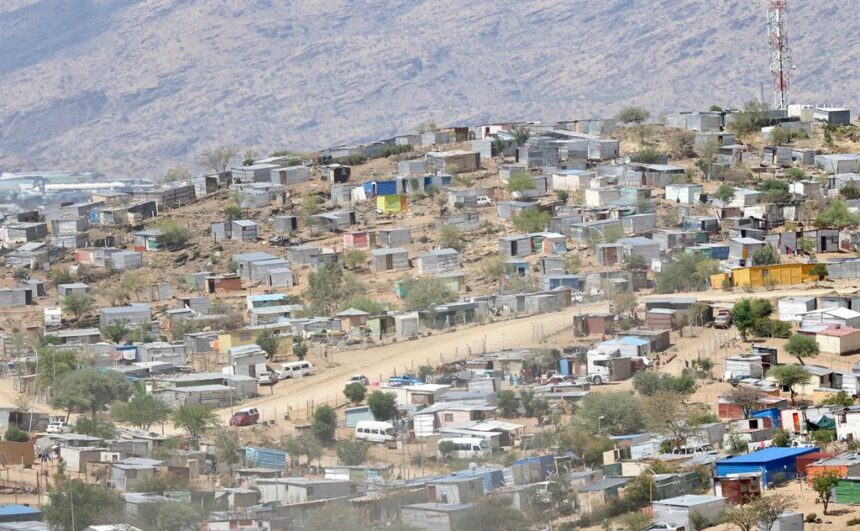 Housing Affordable housing contractors put pen to paper