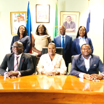 Mayors Ovakainhu koshiteelinga shoumayola monooli …Ondangwa, Ongwediva, Outapi, Oniipa, Oshikuku