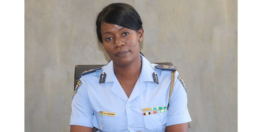 Opolisi ya guna oshigwana ethimbo lyomatango omanene 