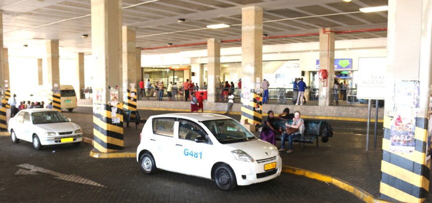 NM20161129021.jpg Unauthorised transport fee increases irks minister