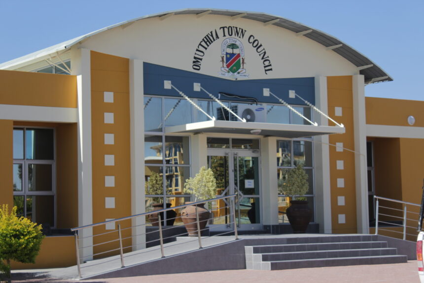 Omuthiya dispute with ex-CEO drags on