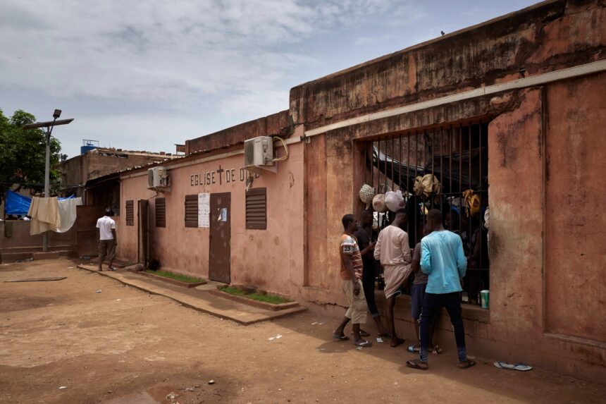 In Mali’s largest prison, virus kept at bay