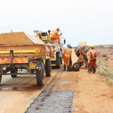 Nekundi  cuts  RCC’s  umbilical  cord