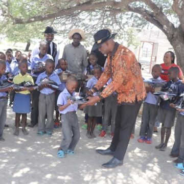 Kaume kehongo Iipinge a kwafa ovanafikola nomidjalo
