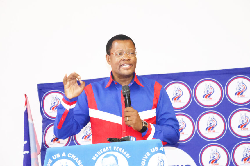 Venaani bashes media organisations 