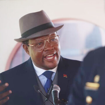 Venaani tears into dormant Parliament