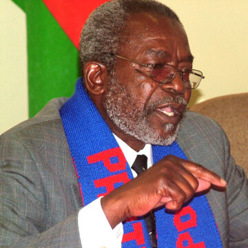 Hishoono a tumbalekwa molwoupenda waye 