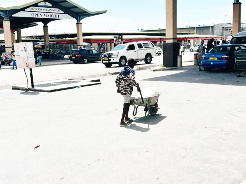 Aalongwa taya fawula ya ka undule uutemba komatala …oonakukuta aanona ya takelwa omunwe