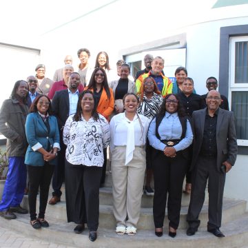 Journalism isn’t public relations – //Hoëbeb