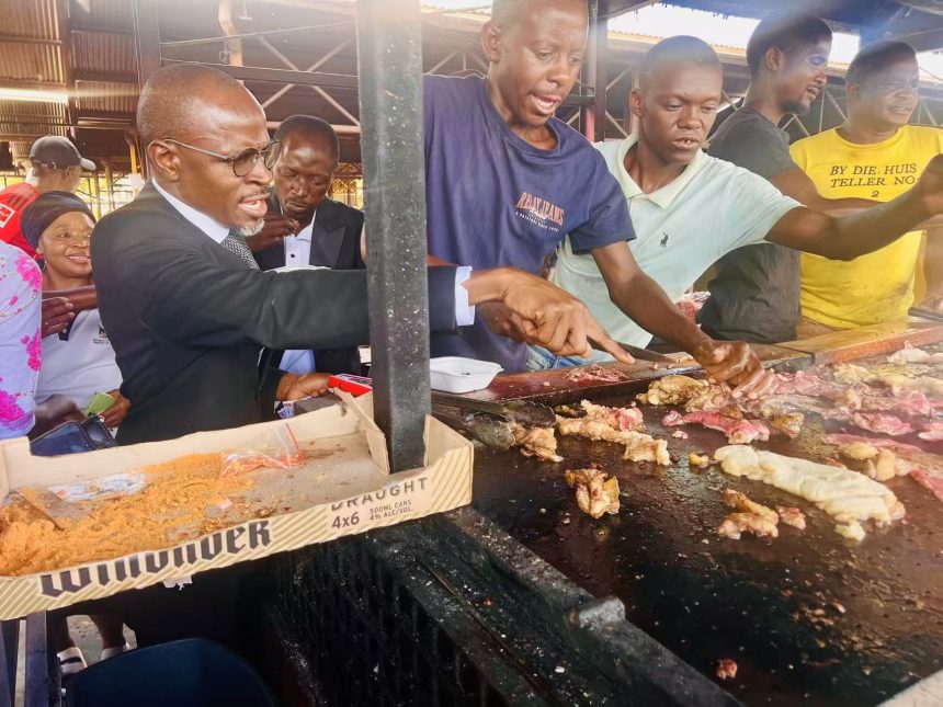 Minister treats staff to N$22 000 kapana