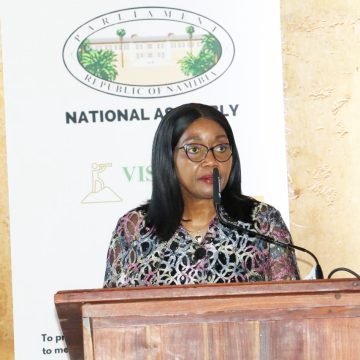 MPs push decent work for miners