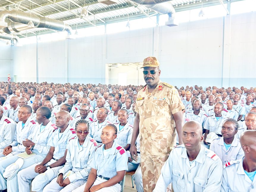 Mukuli gononzugo doyiperekipereki kuremenene vaporosi awo simpe nomwenyo 