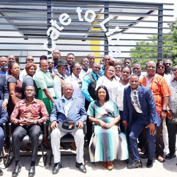 Nantu Nantus ge Likwafelasa Nkurenkurus tawa go sī-ū