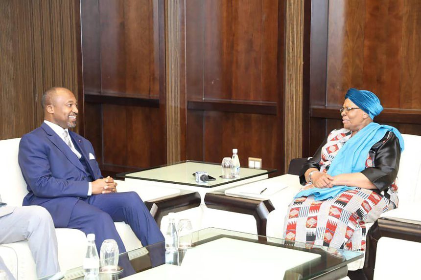 Oil Nam, Congo to seal oil, port deals