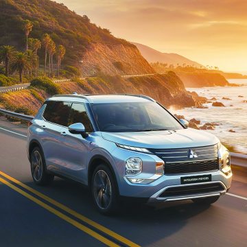 Mitsubishi Outlander turns 25 …      celebrates with exclusive 10-unit collector’s edition