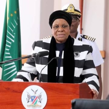Presidente ta ka wayimina oombushe miilonga ko-AU
