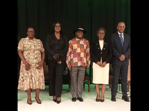 Stakeholders  discuss disaster   mitigation