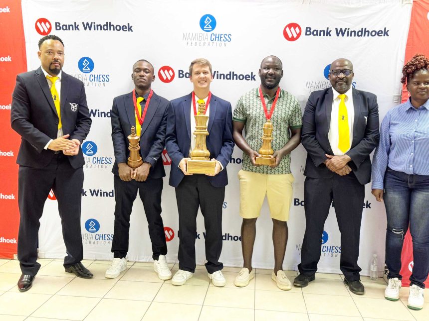 Beukes, Khoa crowned chess champions