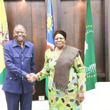 NNN a fatululilwa mpoka pwa thikama oproyeka Hage Geingob