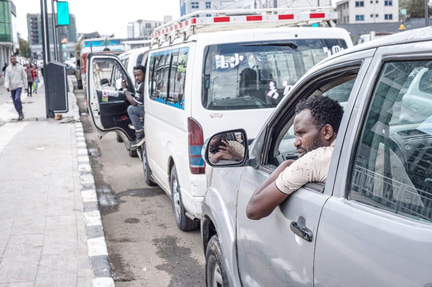 Overnight petrol queues in Ethiopia