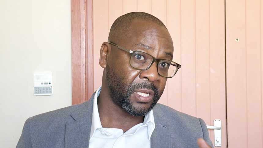 Review fisheries laws  –  Expert