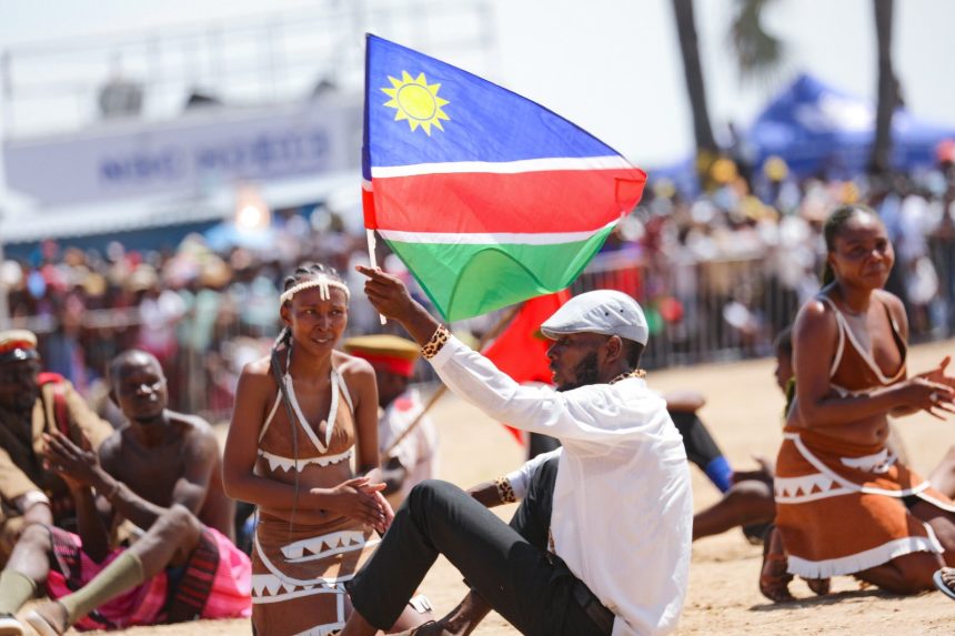 Aaleli ya topolelwa iitopolwa okudhimbulukwa emanguluko