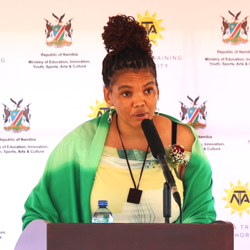 Mayor encourages discipline at Keetmans VTC