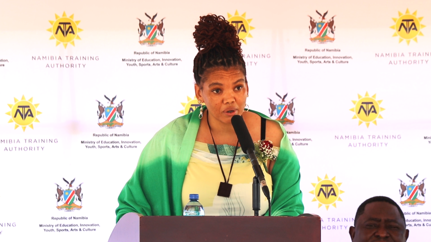 Mayor encourages discipline at Keetmans VTC