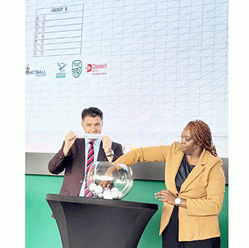 Ekopi loNedbank otali ka danenwa ko//Kharas