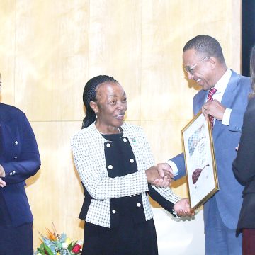 Oshikotob ge ǂkhawusa omaride raisi-e go ǀgoraǂuibatsoatsoa 