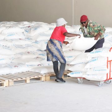 Oikandjohoololo 11 tai ka pewa eendya  …Guinas nOniipa ova topolelwa nale  