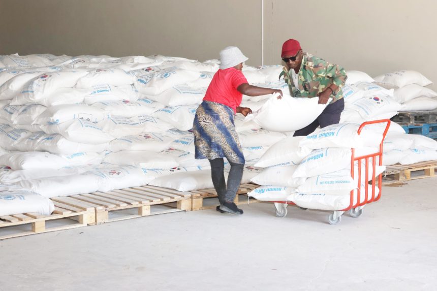 Oikandjohoololo 11 tai ka pewa eendya  …Guinas nOniipa ova topolelwa nale  