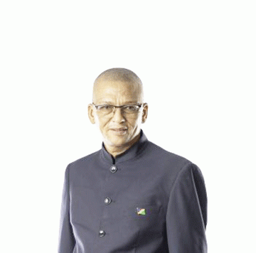 Vries pokes holes in budget