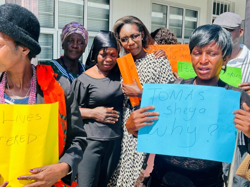 Aakwanezimo yaanona ya dhipagwa ya hala uuyuuki 