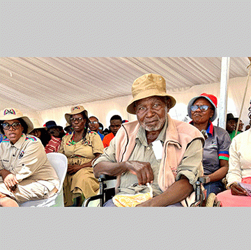 Veteran relives liberation memories