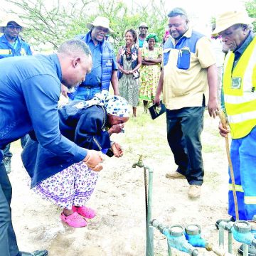KOshilunga Shonkoshi ya mono omeya ga yela