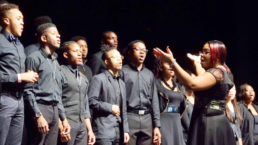 Omakondjifafano eengudulwiimbo neudo kOndangwa