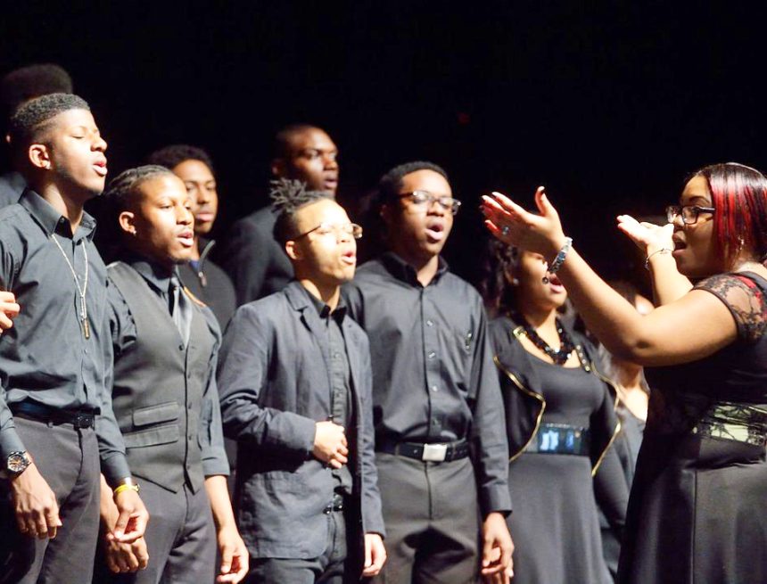 Omakondjifafano eengudulwiimbo neudo kOndangwa