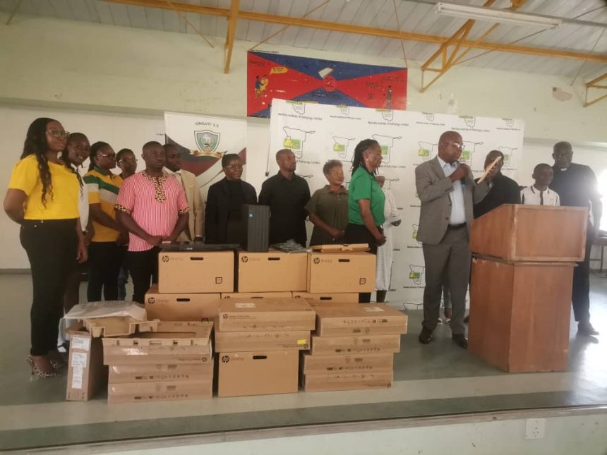 NIP a yandja omaano eekompiuta 10 kOnguti