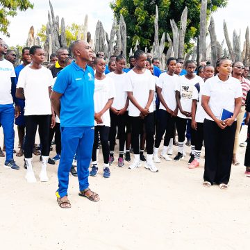 Oshana nOhangwena va lekela ovadanitanga va ye koNewspaper Cup 