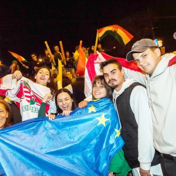 Orban loses Hungary vote to pro Europe newcomer