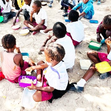 Etete posikola Mbunya ota li kaleke aalongwa mosikola …Olyo oshikulya shesiku kaalongwa yamwe